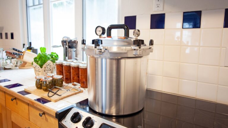 8 Things You Should Never Pressure Can