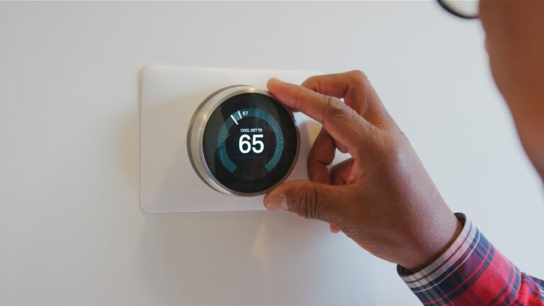 8 Ways to Cool Down the House Without Touching the Thermostat