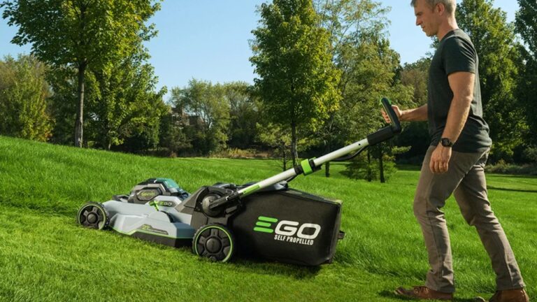 Best Mowers for Sloped Yards That Still Cut Even