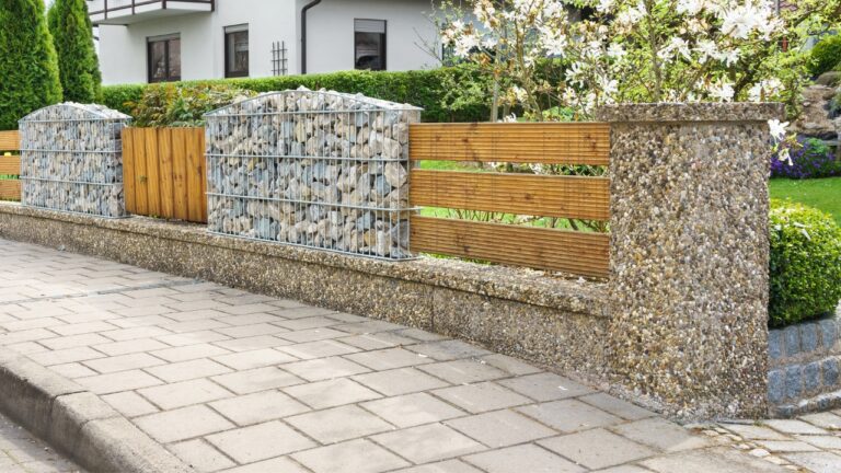 10 Trends That Are Quietly Destroying Curb Appeal