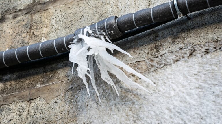The first hour of a winter outage: 9 steps that help prevent frozen pipes and damage