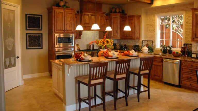 10 Little Things That Make a Kitchen Feel Cramped