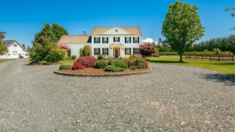 What No One Tells You About Driveway Placement