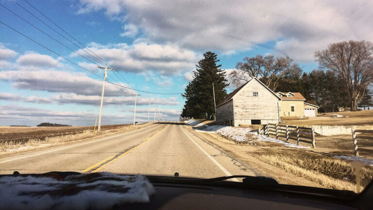 10 Signs You’re Ready to Get Out of Town for Good