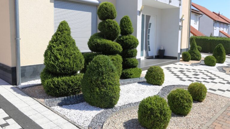 10 Landscaping Trends That Only Look Good in Magazines