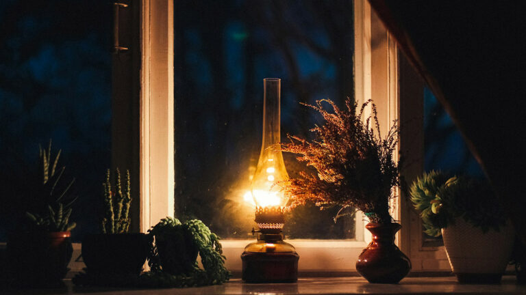 10 Low-Tech Tools You’ll Be Glad to Have When the Grid Goes Down