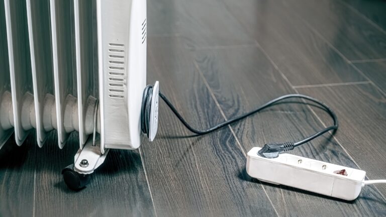 The heater setup that overloads a room without you realizing it
