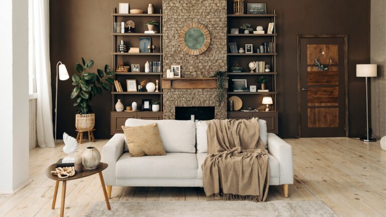 10 colors that make a space feel smaller, according to designers