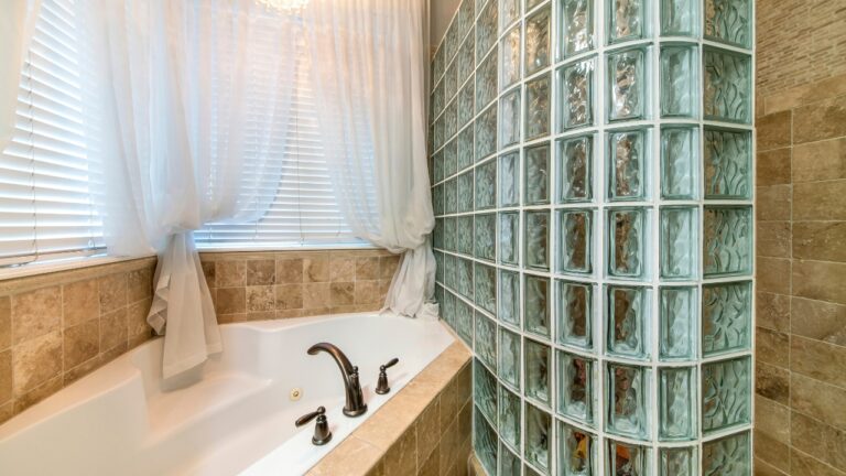 8 home improvements that cost a fortune and didn’t last