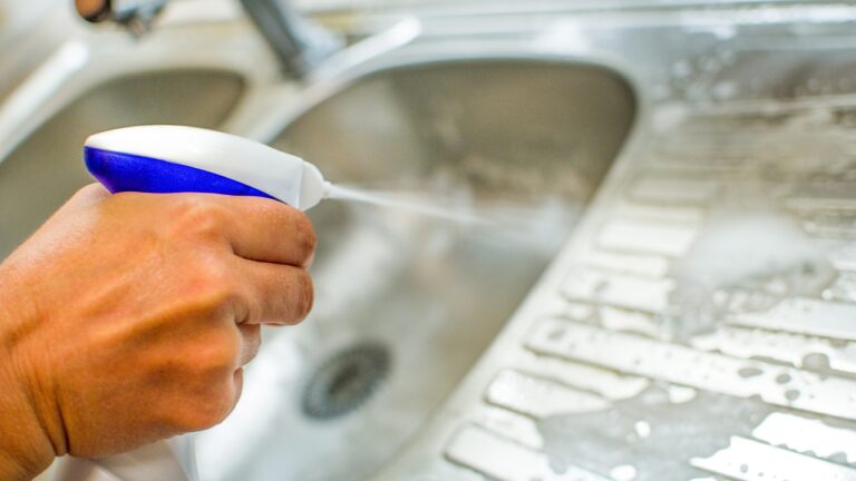 12 everyday products giving off fumes you don’t want