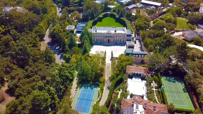 Jeff Bezos and Lauren Sánchez are turning a famous Beverly Hills estate into a mega compound