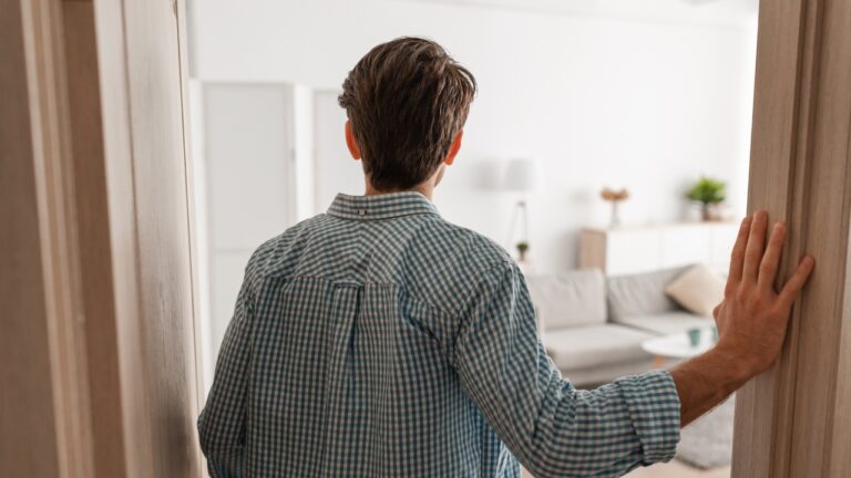 9 things guests always notice when they walk in