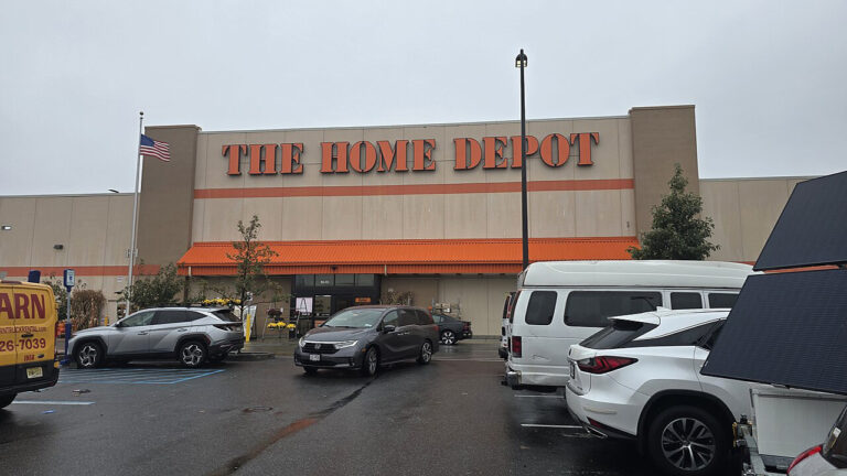 The $90 Home Depot cart that makes your kitchen feel brand new