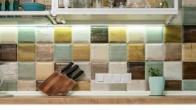 Why your backsplash might be dating your entire kitchen