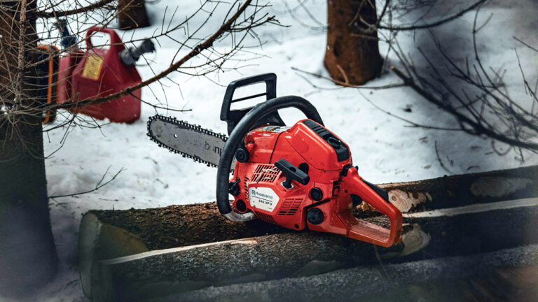 10 habits that wreck your tools every winter