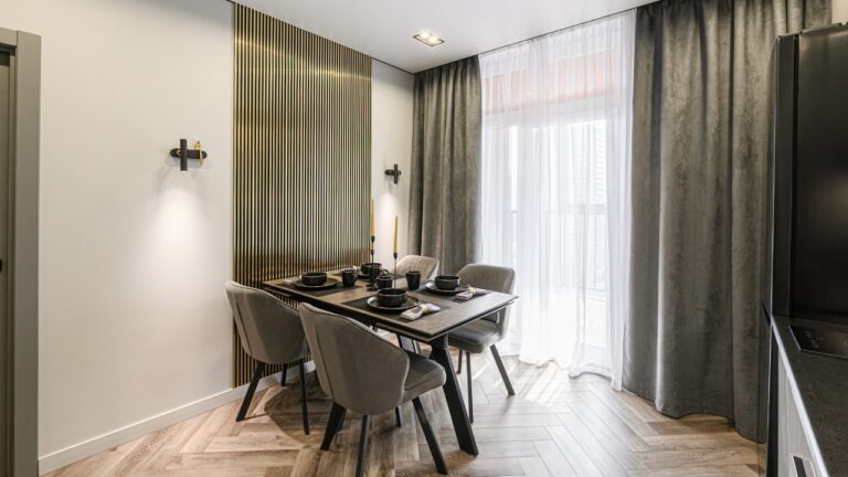 10 things people associate with expensive houses (even if yours isn’t)