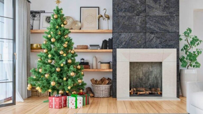 10 Things You Need to Throw Out Before Christmas