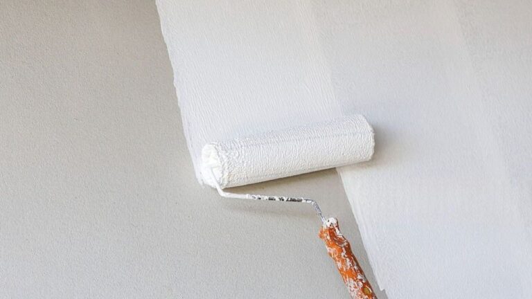 The most forgiving paint finish for high traffic halls