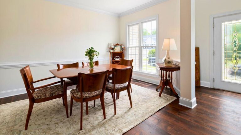 Dining chair swaps that make a small room feel balanced