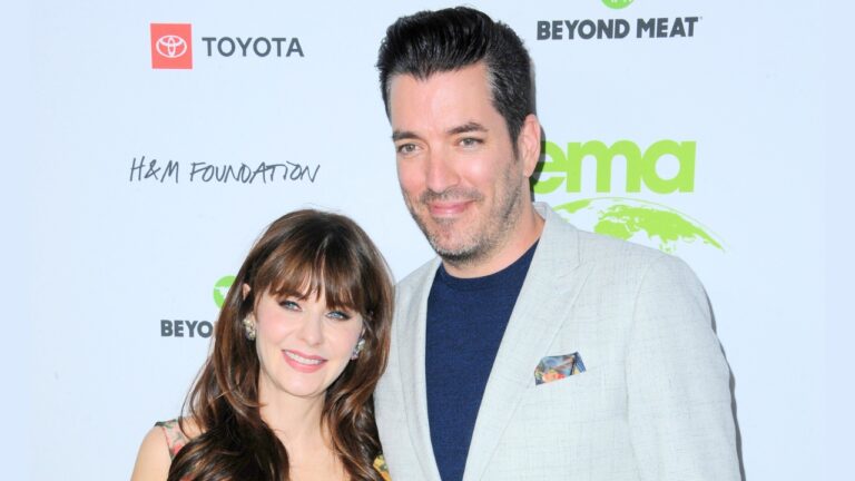 How Zooey Deschanel and Jonathan Scott made their Manhattan duplex feel vintage-luxury
