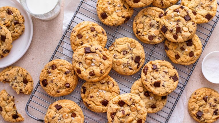 Smart cookie storage tricks that keep them crisp and chewy