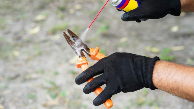 Tool maintenance habits that stop rust before spring