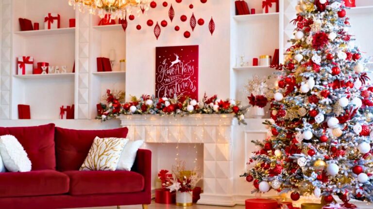 9 holiday decorations that make a house look tired instantly