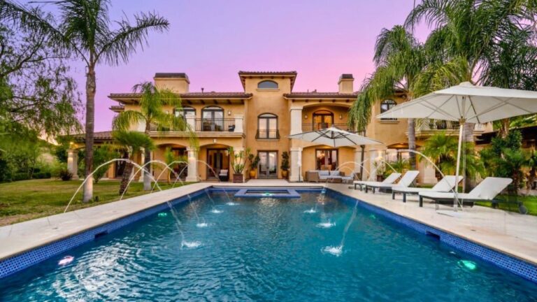 Why ultra-luxury listings keep going bigger, but buyers still hesitate when rates stay stubborn