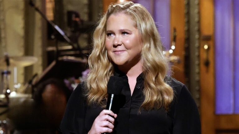 Amy Schumer sold the Moonstruck townhouse for $11 million and took a loss