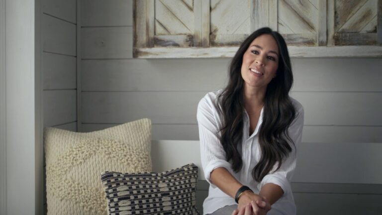 Joanna Gaines talks about a bear encounter during the Colorado renovation and why it shook her