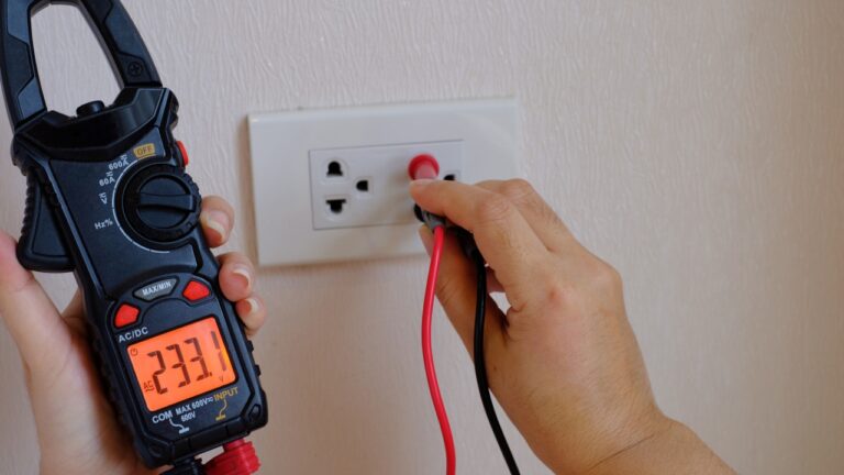 The safest circuit to use for a space heater and how to tell what’s on it