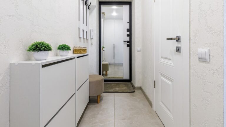 The entryway setup that makes guests feel cramped before they even sit down