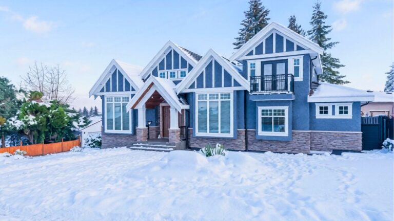 The outdoor issues snow and rain quietly created