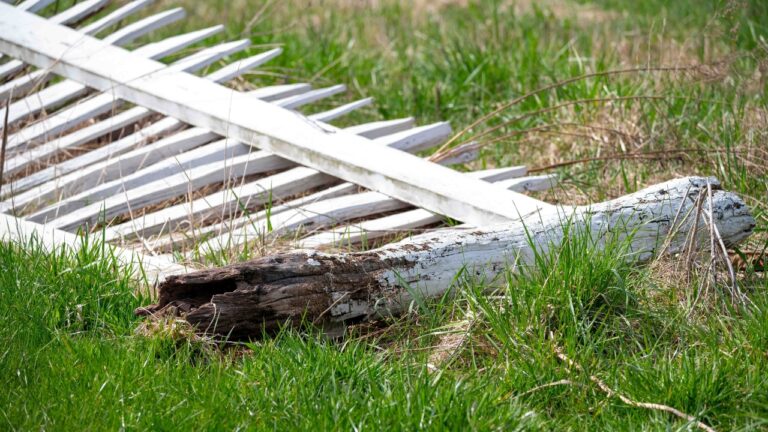 You’re letting your fence rot early with this post setup