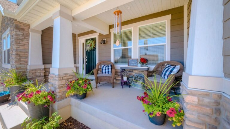 I chose the trendy porch decor and my entry ended up looking cluttered