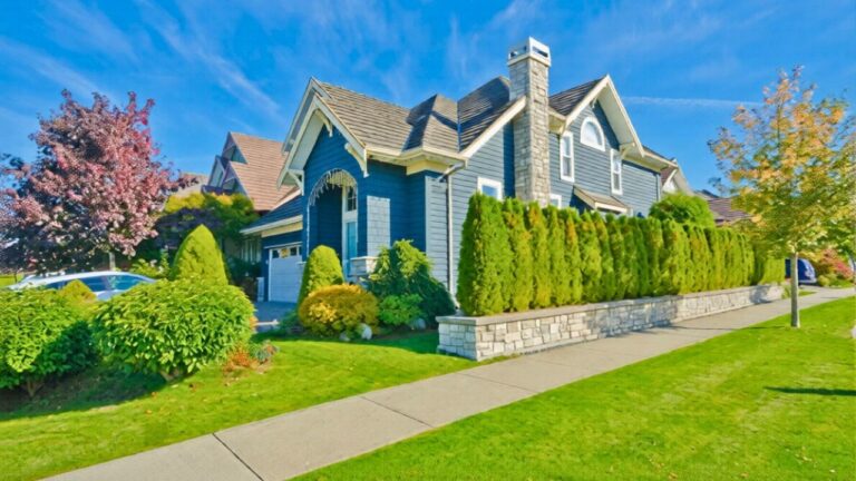 10 Outdoor “Improvements” That Actually Lower Curb Appeal