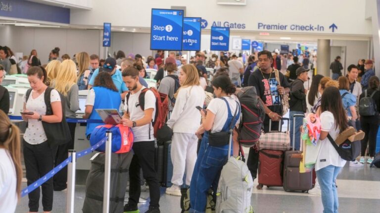 Hundreds of TSA officers have quit during shutdown chaos, and airports are still feeling it