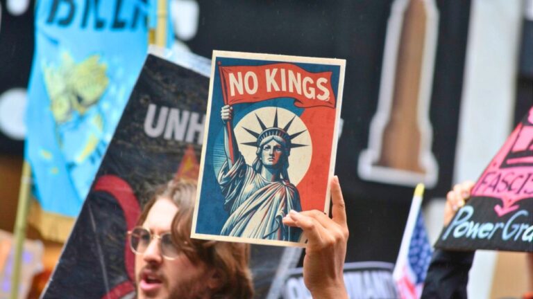 “No Kings” protests hit thousands of U.S. cities as opposition to Trump grows
