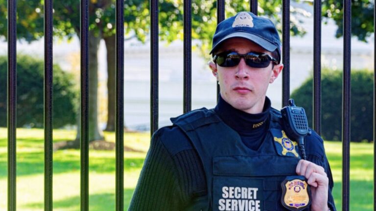Secret Service kills armed man attempting to breach Mar-a-Lago security
