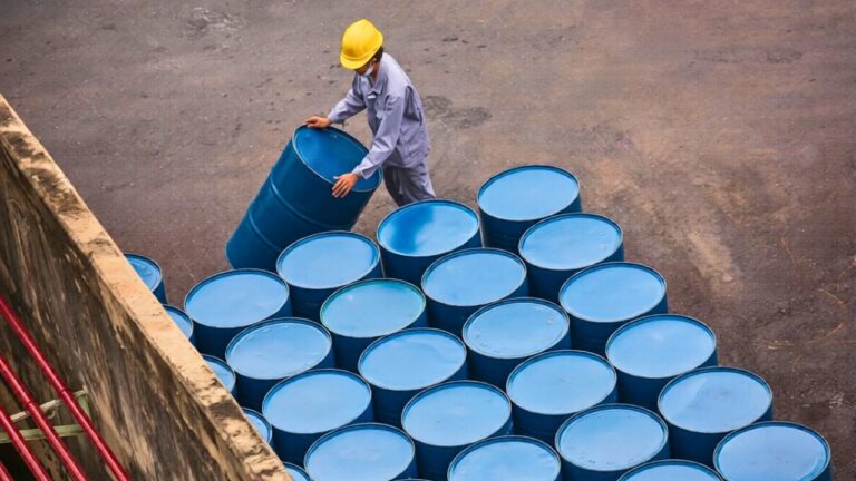 Oil markets whiplash as war fears and diplomacy collide