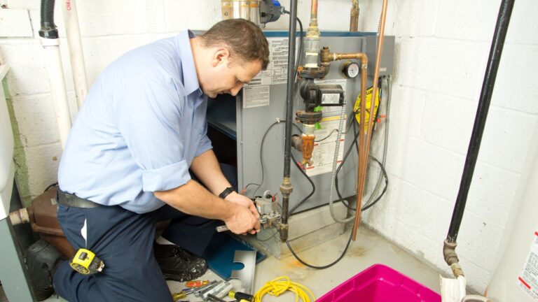 Why fewer homeowners are remodeling — but still spending on repairs