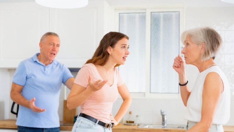 Sister Drained $40,000 From Their Grandmother — Then Said Everyone Was “Tripping” Over Nothing