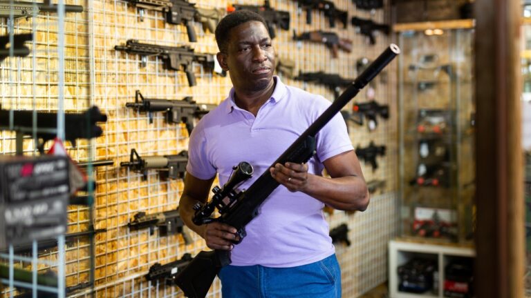 Woman Says Her Boyfriend Stole Her Gun and Pawned It — Then Helped Her Look for It for a Week