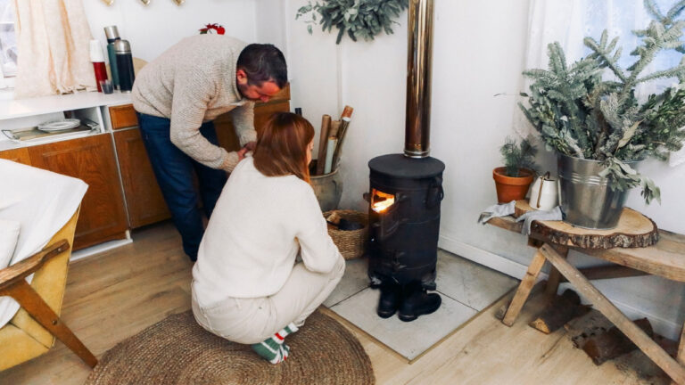 10 Ways People Stay Warm When the Heat Goes Out